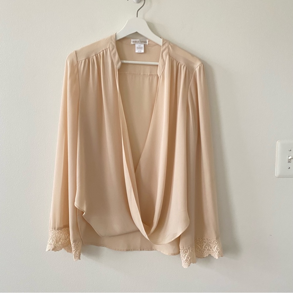 Jealous Tomato Women’s Beige Top